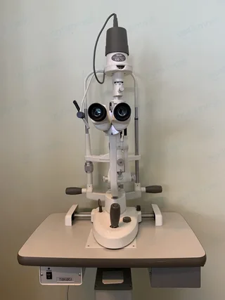 takagi sm 70 slit lamp image 1